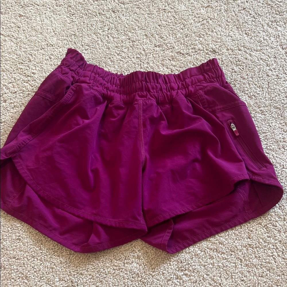 Lululemon tracker shorts